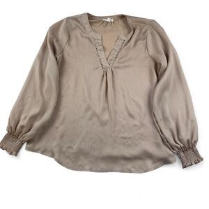 Blu Pepper Women’s Tan Lace Trim V-Neck Blouse Size Large